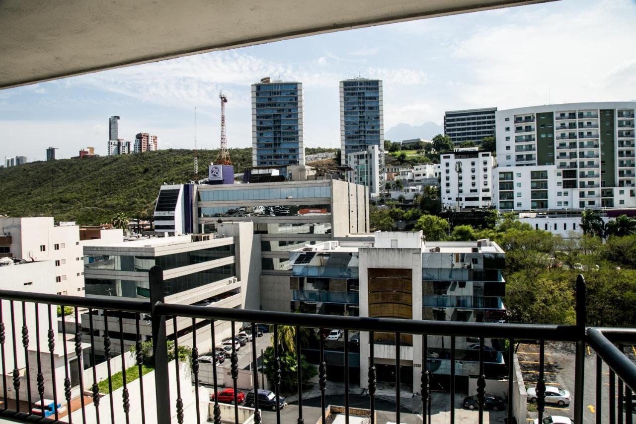 Booking Dioh Hotel Monterrey Exterior photo